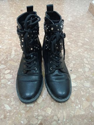 BOTAS MUJER PARFOIS N\\' 38 de segunda mano por 15 EUR en Alaquas en WALLAPOP