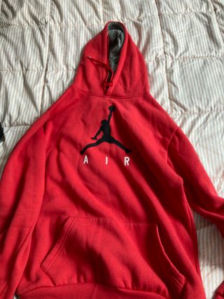 Sudadera Nike Jordan de segunda mano en Barcelona en WALLAPOP