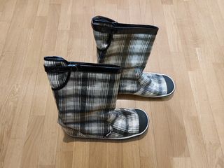Botas de agua Coolway de segunda mano por 8 EUR en Vitoria-Gasteiz en  WALLAPOP