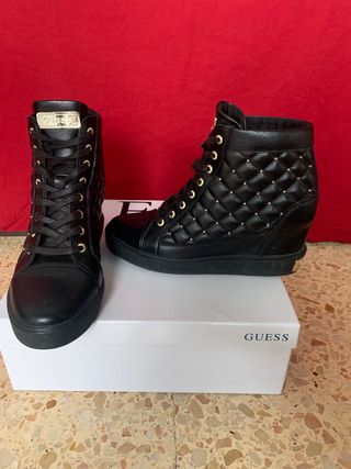 Botines Guess de segunda mano en Valencia en WALLAPOP