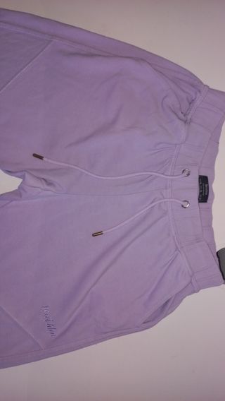 Chándal Morado Bershka de segunda mano por 15 EUR en Murcia en WALLAPOP