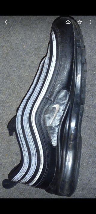 Nike Airmax 97 negras,reflectantes y terciopelo de segunda mano por 48 EUR  en Les Borges Blanques en WALLAPOP