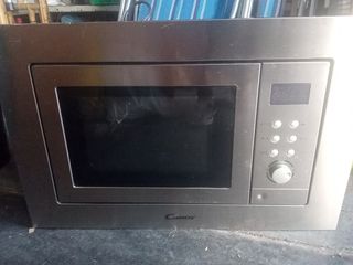Microondas empotrable Candy de segunda mano por 60 EUR en A Coruña en  WALLAPOP