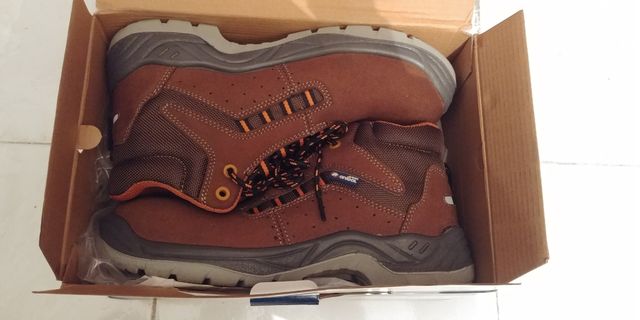 Botas de trabajo nuevas talla 42