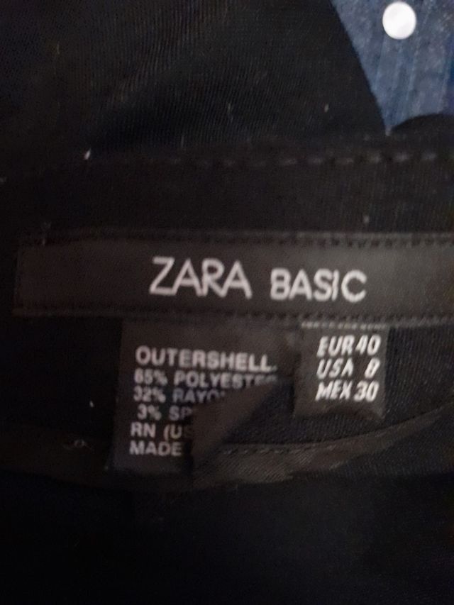 falda recta básica negra