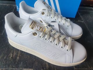 Adidas Stan Smith talla 38 nuevas de segunda mano por 65 EUR en Madrid en  WALLAPOP