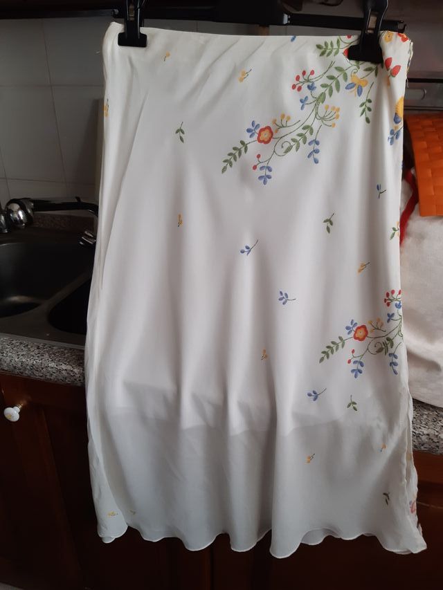 Gonna bianca in viscosa