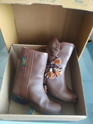 Botines flamenco de segunda mano en WALLAPOP