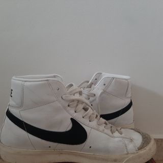 Nike blazer mid 77 Talla 43 de segunda mano por 75 EUR en Valencia en  WALLAPOP