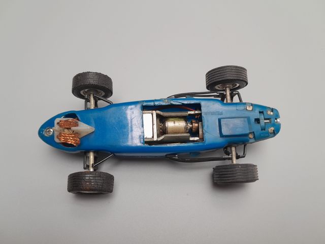 Ferrari 156 Triang Scalextric azul