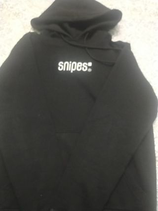 Sudadera negra snipes de segunda mano por 28 EUR en Leganés en WALLAPOP