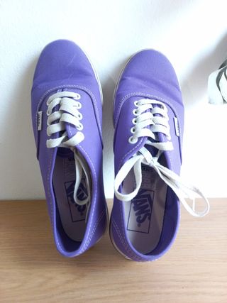 Zapatillas Vans de segunda mano en Cambrils en WALLAPOP