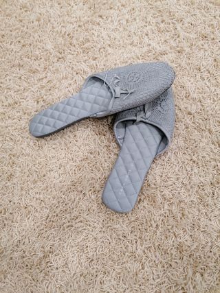 Zapatillas casa Zara de segunda mano por 6 EUR en Onda en WALLAPOP