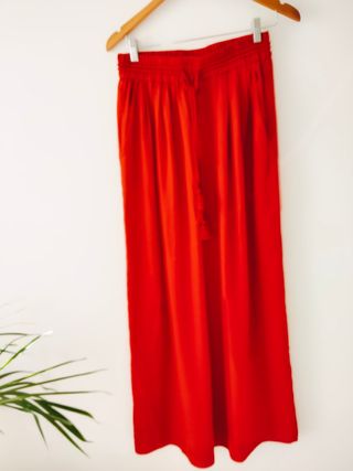 Pantalones Zara pata de elefante de segunda mano por 9,99 EUR en Jerez de  la Frontera en WALLAPOP