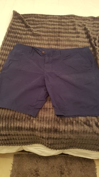 Pantalón corto Emidio Tucci t. 58 azul para cintur de segunda mano por 12  EUR en Don Benito en WALLAPOP