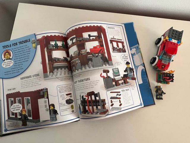 LEGO Camión Bomberos y Libro