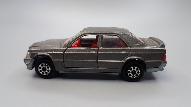 Majorette Mercedes 190E