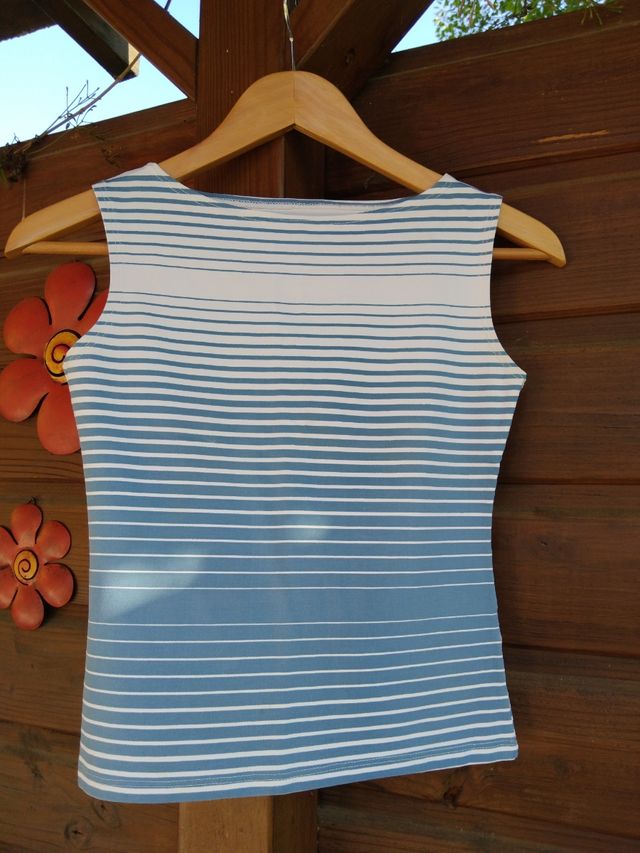 camiseta elastica nueva