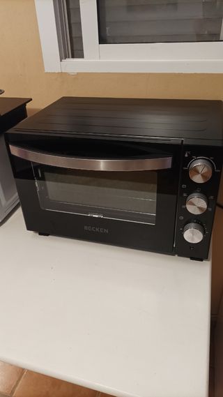 Horno de sobremesa de segunda mano por 30 EUR en Las Nieves en WALLAPOP