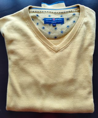 JERSEY PICO ÁLVARO MORENO de segunda mano por 2 EUR en Badajoz en WALLAPOP