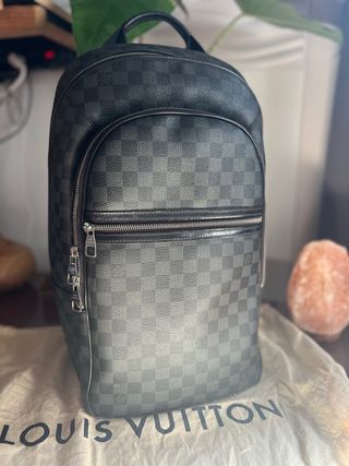Mochila Louis Vuitton de segunda mano en WALLAPOP