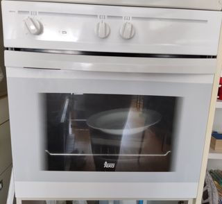 Horno teka de segunda mano por 50 EUR en Santander en WALLAPOP