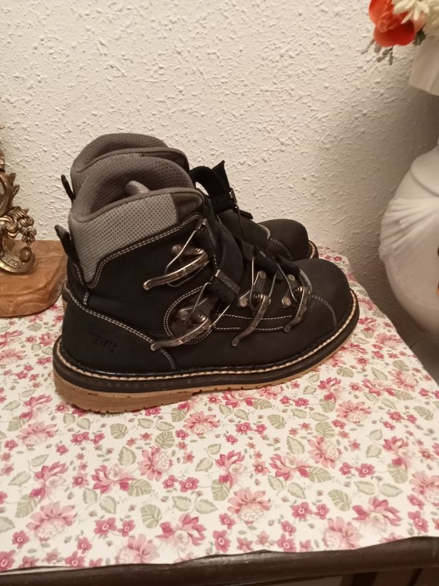 zapatos de piel para moto nieve frio