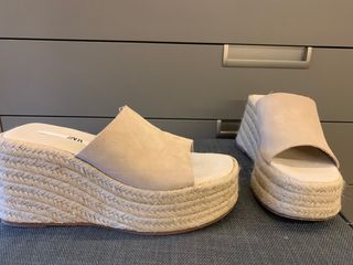 Sandalias Zara de segunda mano en Valencia en WALLAPOP