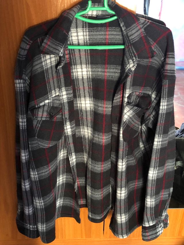 Camisa gruesa