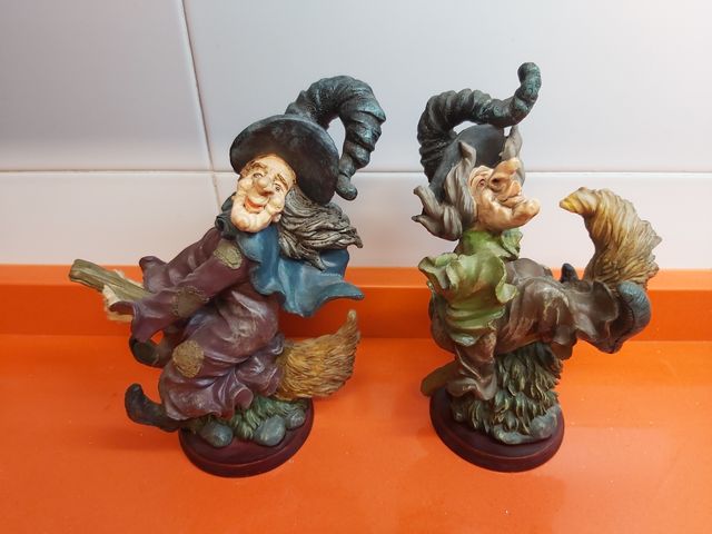 Oferta Lote de 2 brujas decorativas