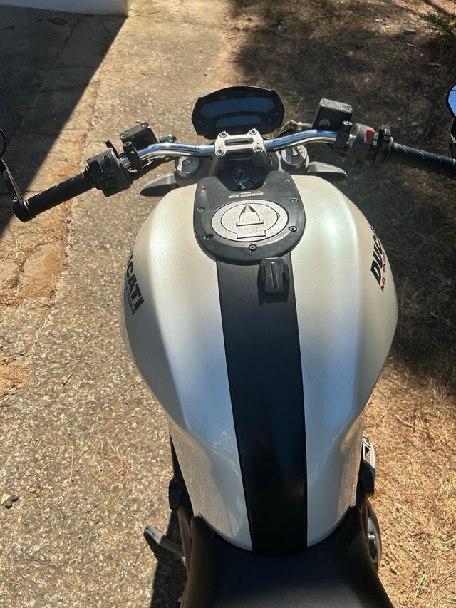 Ducati Monster 