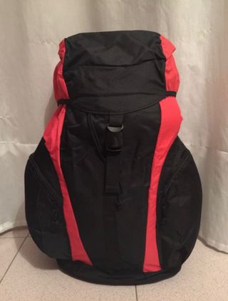 Mochilas para senderismo de segunda mano en Madrid en WALLAPOP