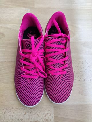 Botas futbol Adidas Némesis niño de segunda mano por 10 EUR en Soria en  WALLAPOP