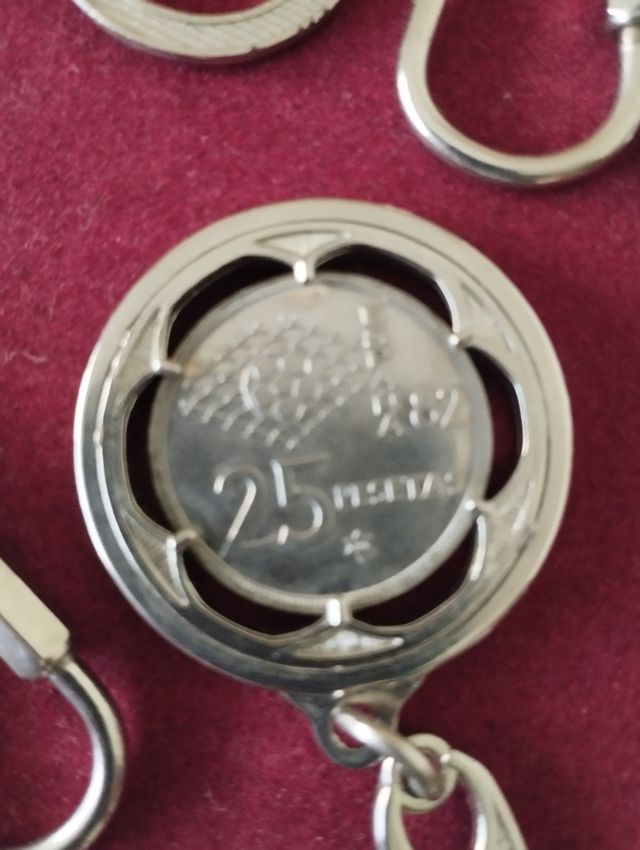 COLECCION MONEDAS  ENGARZADAS.ESPAÑA.PESETAS.