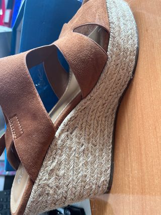 Cuña esparto MARYPAZ ante marron de segunda mano por 15 EUR en Manresa en  WALLAPOP