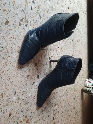 Botines Zara de segunda mano en Badalona en WALLAPOP
