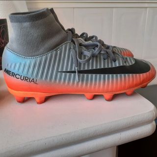 Botas de fútbol Cr7 de segunda mano en WALLAPOP