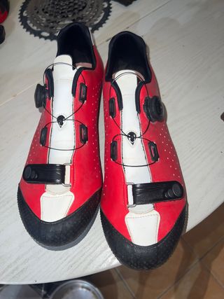 Mejores zapatillas de ciclismo LUCK: baratas y aptas para competir
