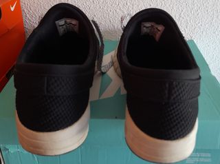 Looking for Nike SB Janoski Max white (version 1) in size 44 : r/Nike