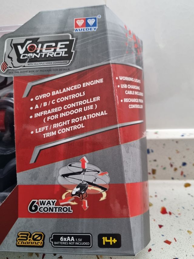 Helicóptero con motor