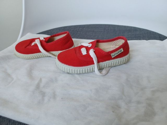 Zapatilla lona bebe talla 21
