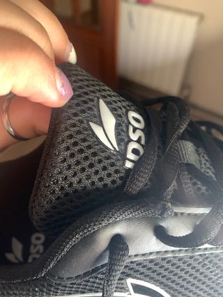 Zapatillas ipso de segunda mano por 10 EUR en Jaén en WALLAPOP