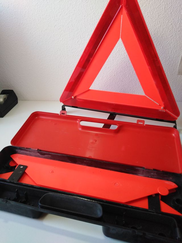 Triangulos señalizacion emergencia
