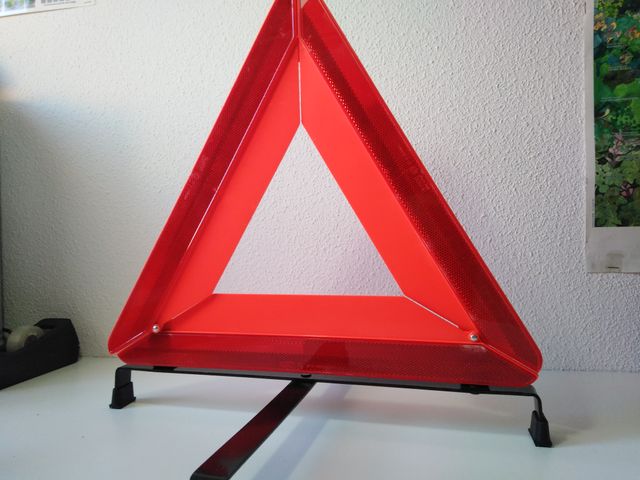 Triangulos señalizacion emergencia