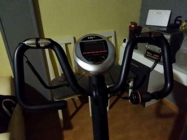 bici estática como..nueva usada un par de veces