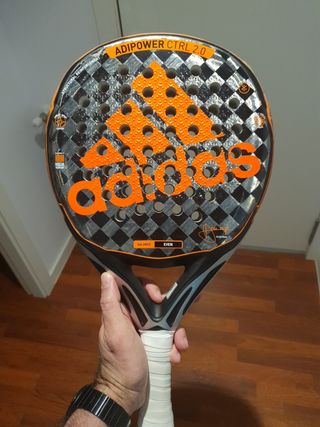 Adidas adipower ctrl 2.0 de segunda mano por 150 EUR en Madrid en WALLAPOP