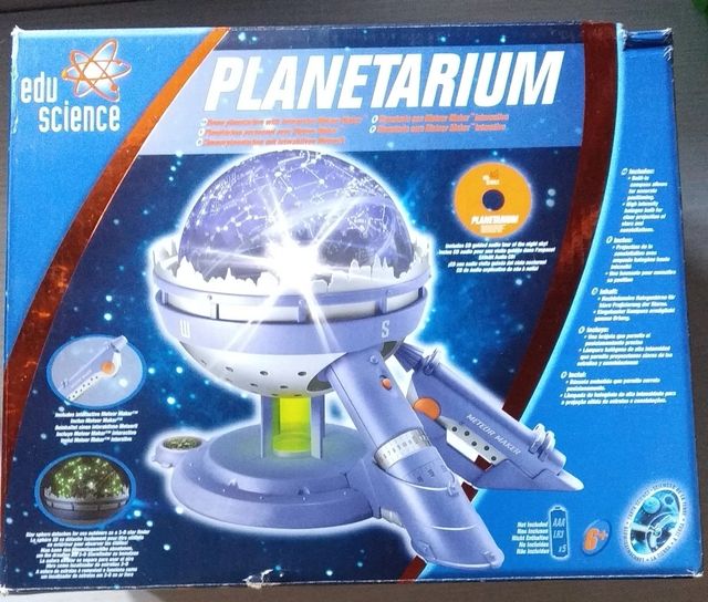 Planetarium proyector.
