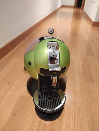 Cafetera krups Nescafé dolce gusto Melody 2 de segunda mano por 25 EUR en  Lleida en WALLAPOP