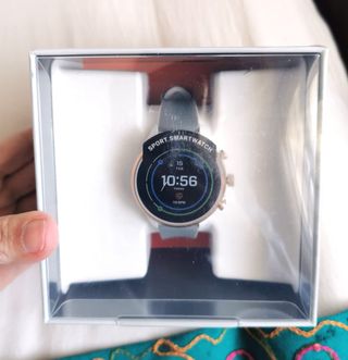 Reloj FOSSIL SPORT SmartWatch DW9F1 precintado de segunda mano por 80 EUR  en Lugo en WALLAPOP