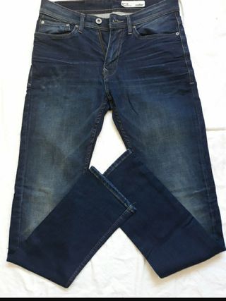 Pantalón hombre talla 42 de segunda mano por 12 EUR en Figueres en WALLAPOP
